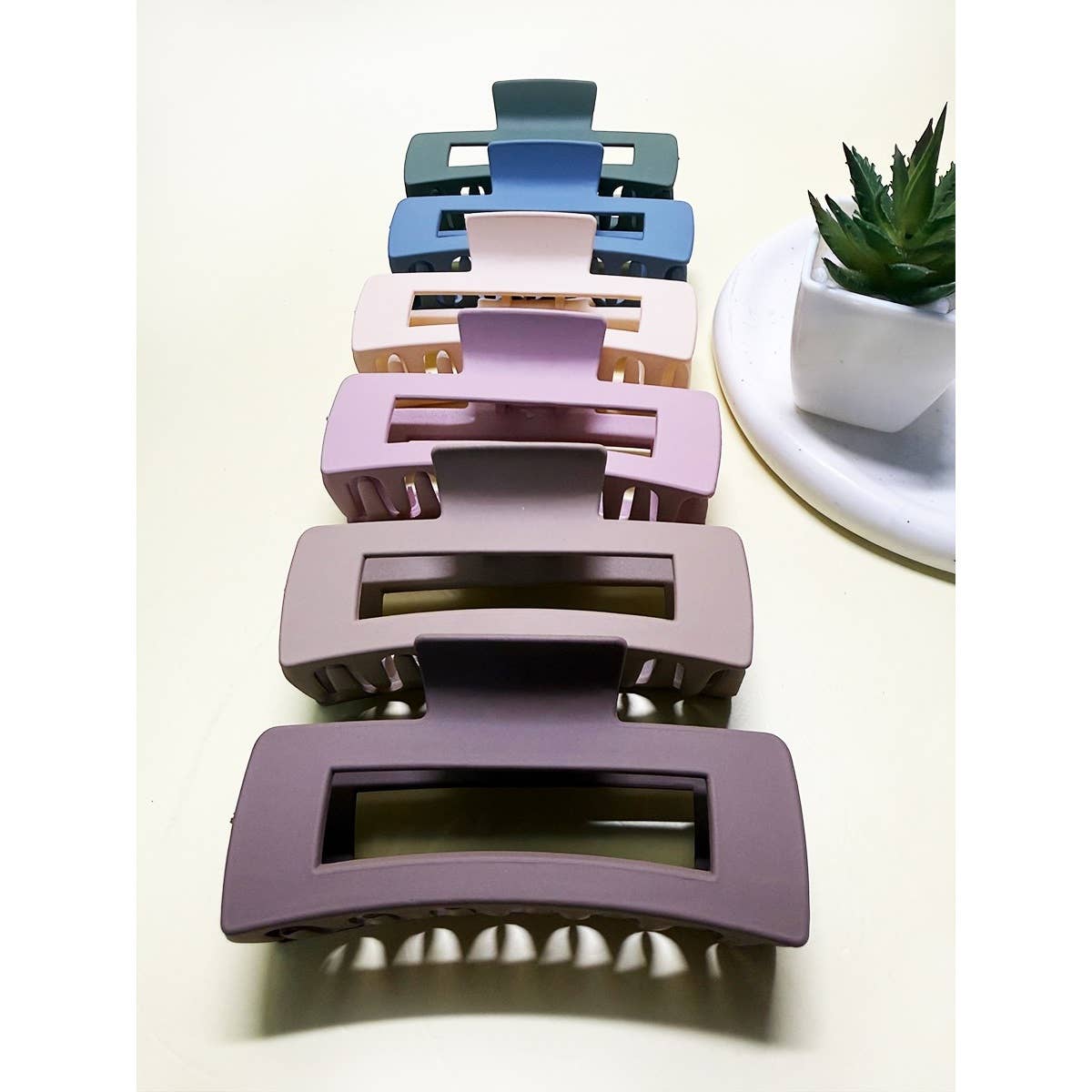 Matte Color Classic Rectangle Hair Claw