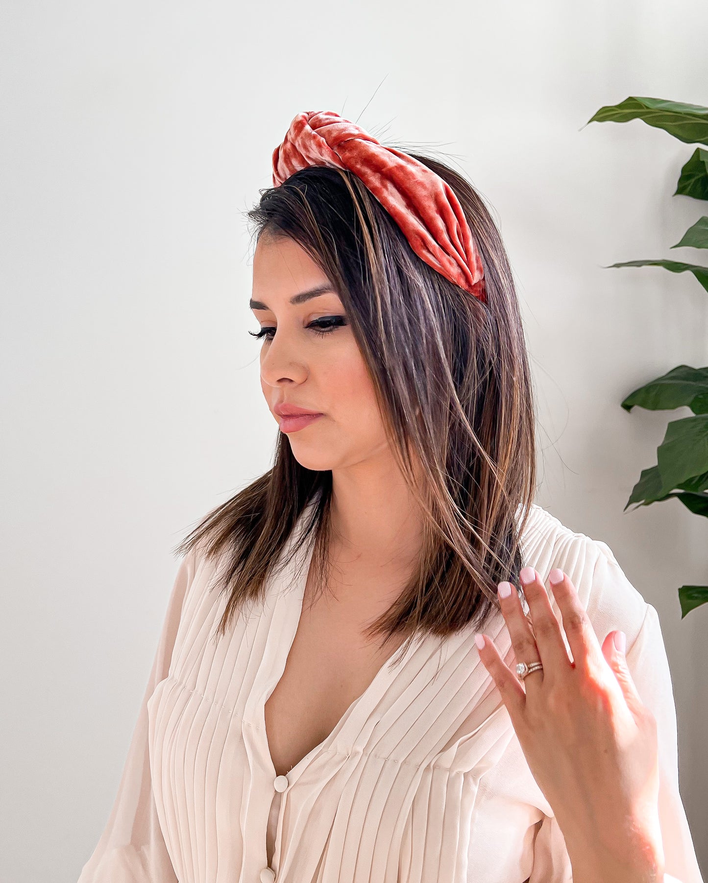 GIANT TOP KNOT VELVET HEADBAND